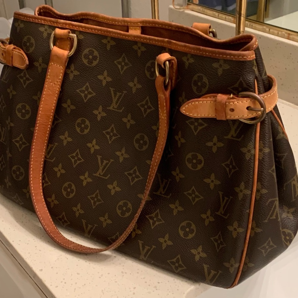 Authentic Louis Vuitton Monogram Horizontal Batignolles Canvas Shoulder Bag